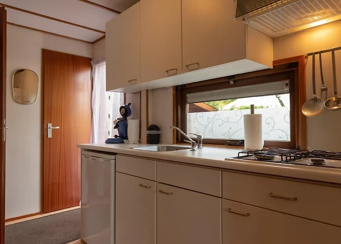 Mooijweer بوتِنْ